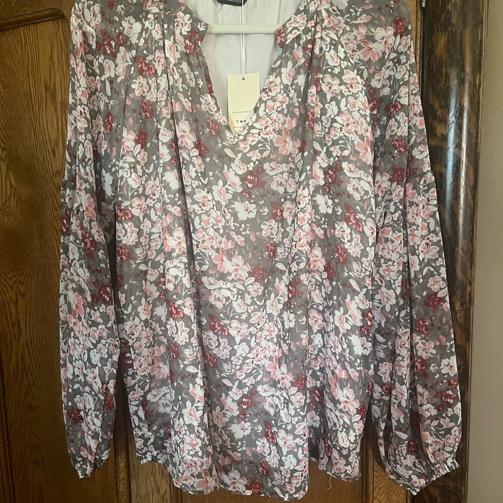 Floral V-Neck Blouse - Pink and Gray